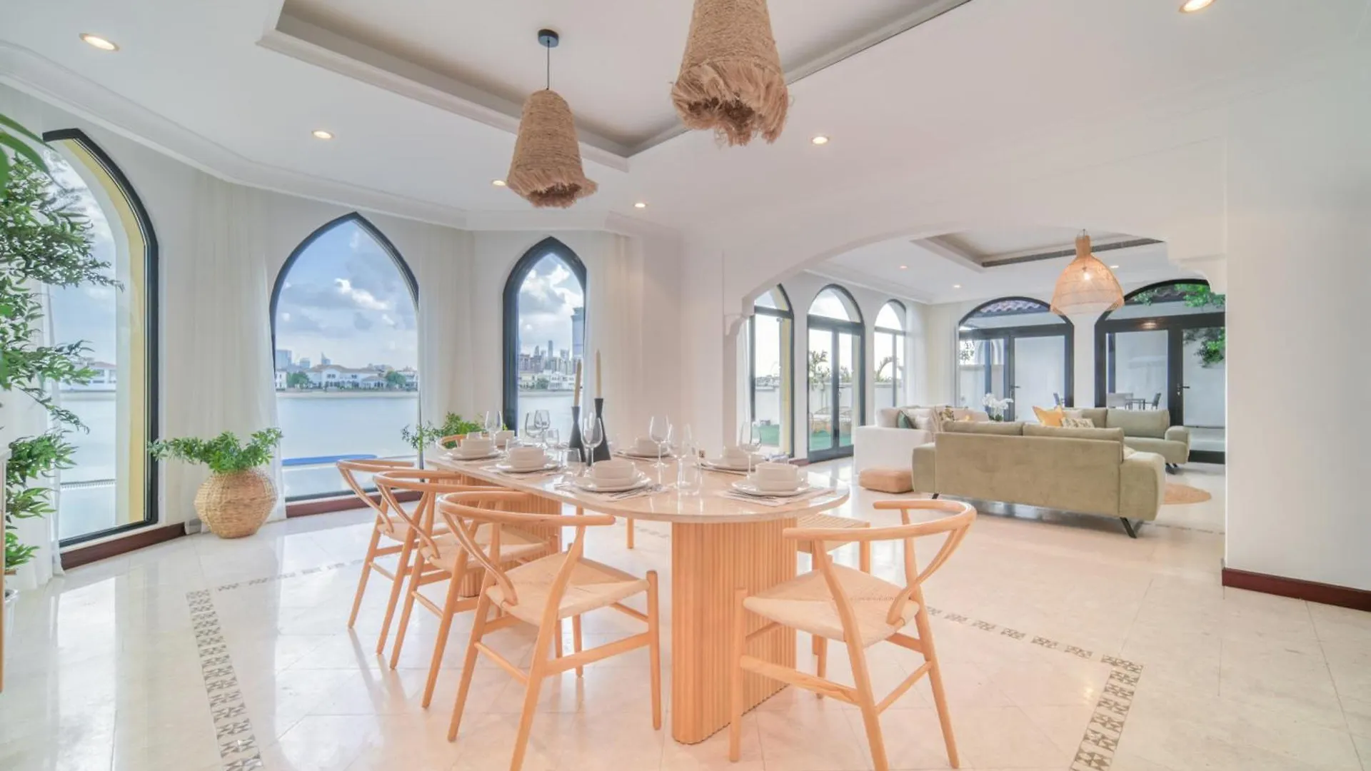 Frond D, Beach Front Villa, Palm Jumeirah - Mint Stay Dubai 0*,